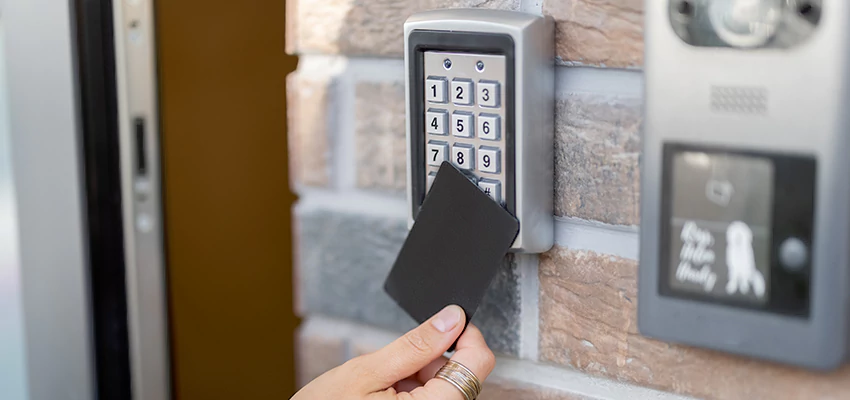 Residential Access Security Camera Systems Installation in Earlimart, CA